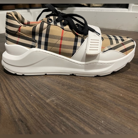 Men’s Burberry Sneakers - Picture 10 of 11